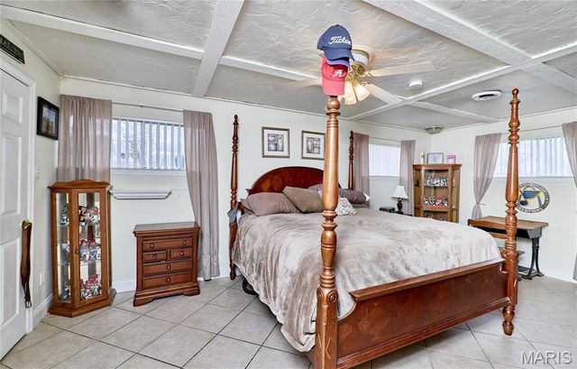 1080 Meadowbrook Drive, Troy, MO 63379