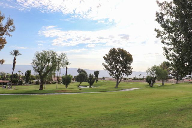 80100 Palm Circle Drive, La Quinta, CA 92253
