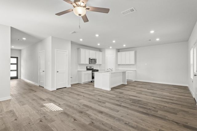 226 Brazen Forest Trail, Magnolia, TX 77354