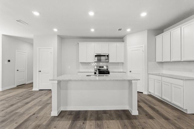226 Brazen Forest Trail, Magnolia, TX 77354