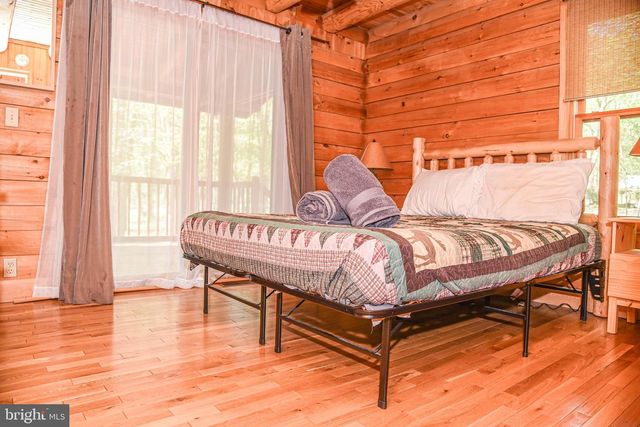 194 THORNBERRY LANE, Blakeslee, PA 18610