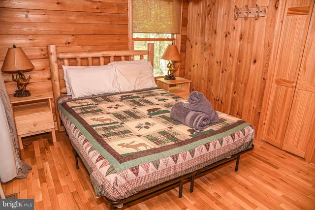 194 THORNBERRY LANE, Blakeslee, PA 18610