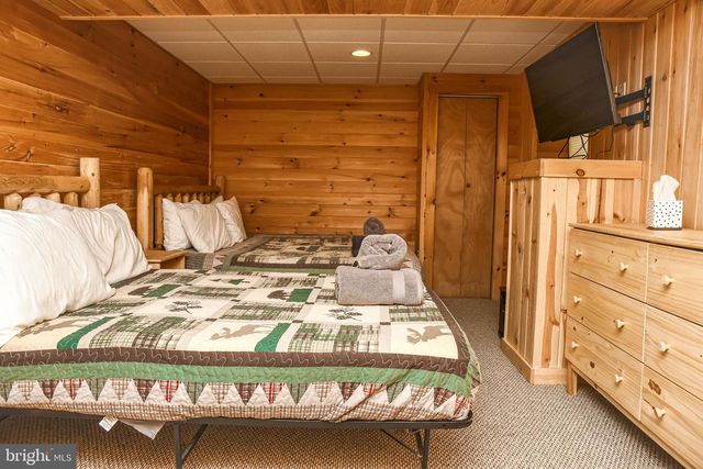 194 THORNBERRY LANE, Blakeslee, PA 18610