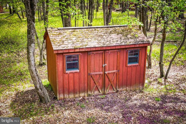 194 THORNBERRY LANE, Blakeslee, PA 18610