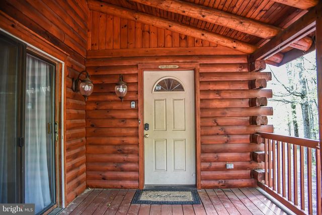 194 THORNBERRY LANE, Blakeslee, PA 18610