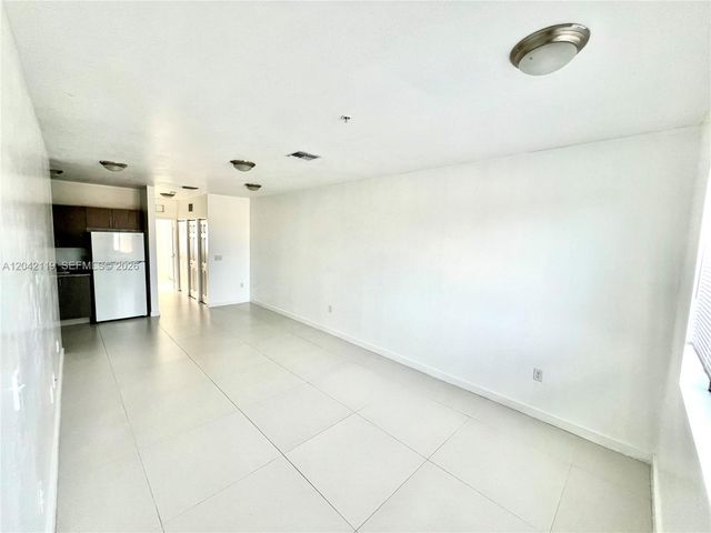 440 E 27th Street 204, Hialeah, FL 33013