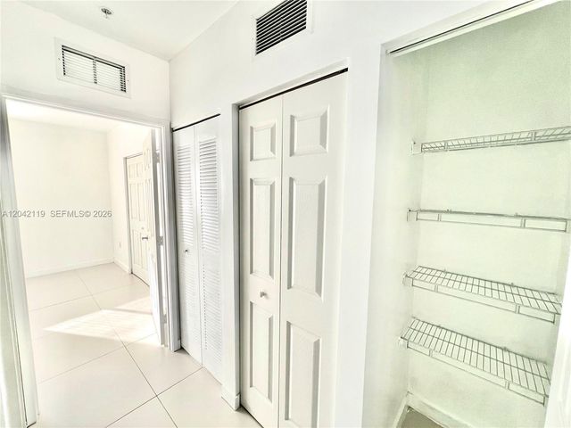 440 E 27th Street 204, Hialeah, FL 33013