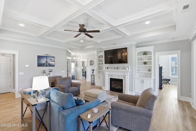 3389 Island Lakes Drive, Southport, NC 28461