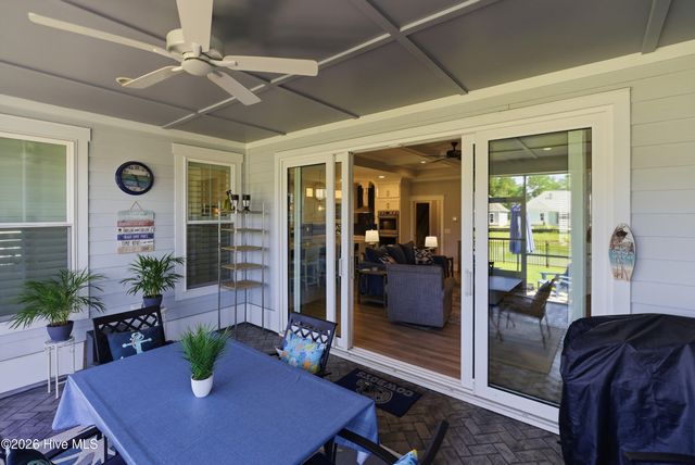 3389 Island Lakes Drive, Southport, NC 28461