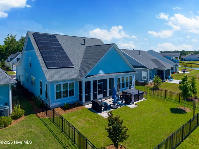 3389 Island Lakes Drive, Southport, NC 28461