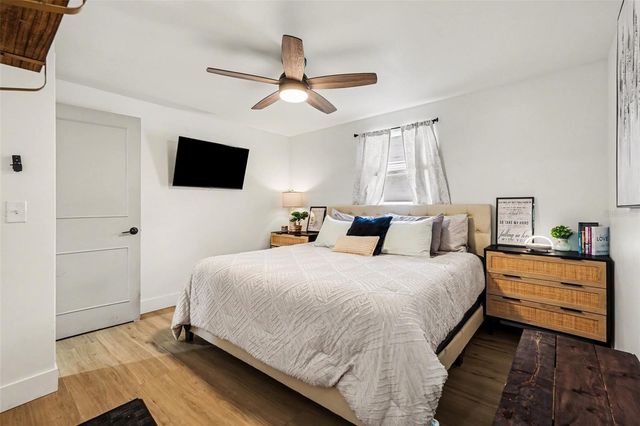 1812 W CRAWFORD STREET, Tampa, FL 33604