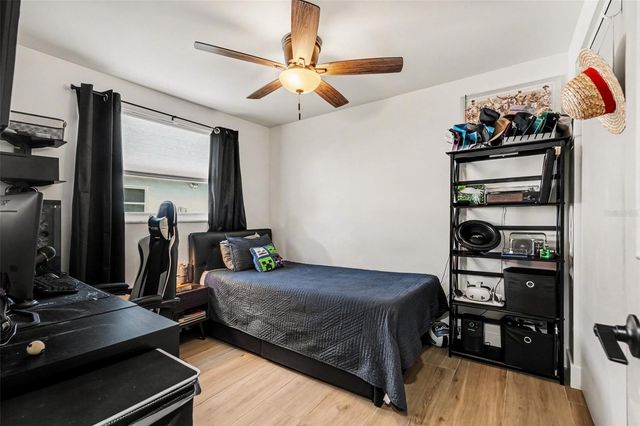 1812 W CRAWFORD STREET, Tampa, FL 33604