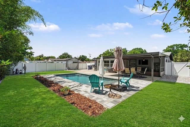 1812 W CRAWFORD STREET, Tampa, FL 33604