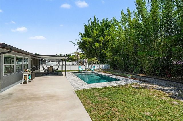 1812 W CRAWFORD STREET, Tampa, FL 33604