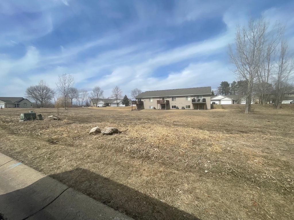 7624 Red Fox Trail, Greenfield, MN 55373