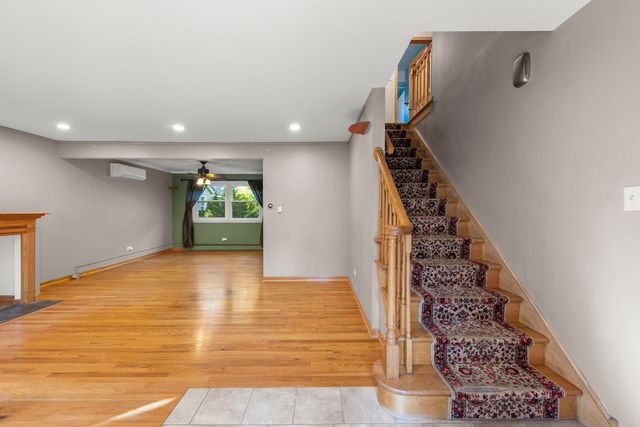 18000 Armitage Court, Homewood, IL 60430