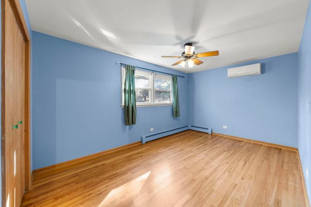 18000 Armitage Court, Homewood, IL 60430