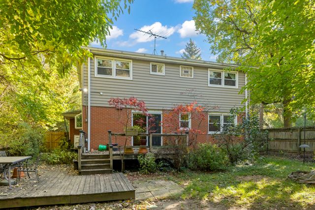 18000 Armitage Court, Homewood, IL 60430