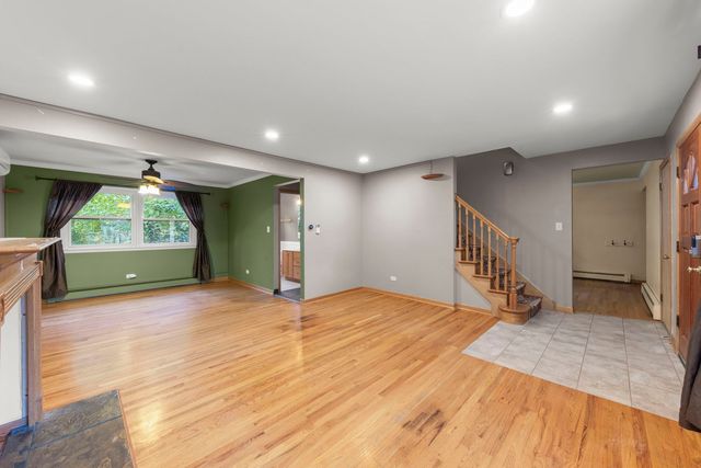 18000 Armitage Court, Homewood, IL 60430