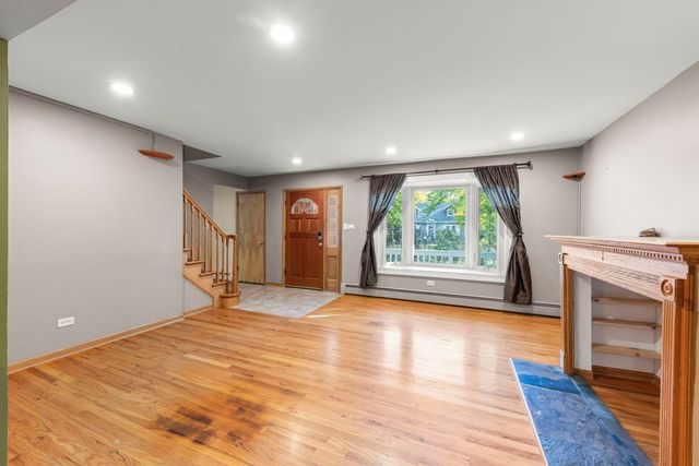 18000 Armitage Court, Homewood, IL 60430