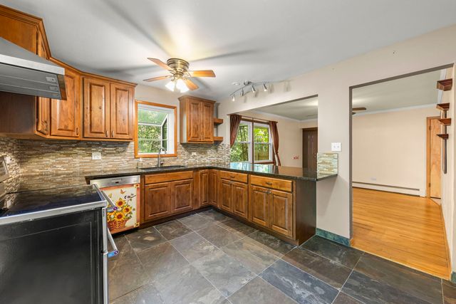 18000 Armitage Court, Homewood, IL 60430