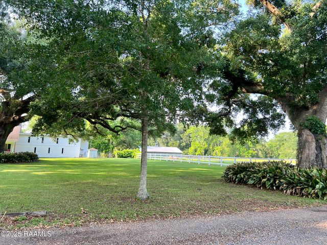 200 W Musique Road, Carencro, LA 70520