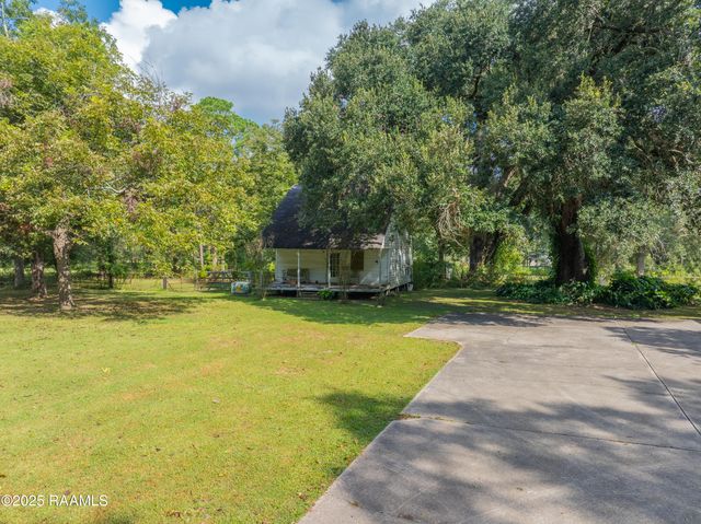 200 W Musique Road, Carencro, LA 70520