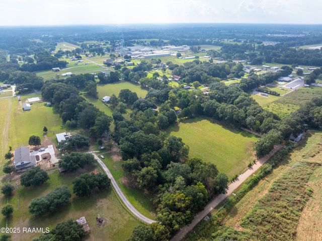 200 W Musique Road, Carencro, LA 70520