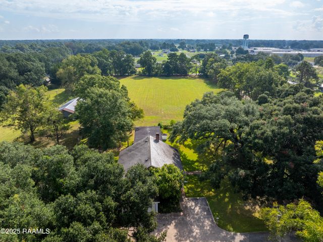 200 W Musique Road, Carencro, LA 70520