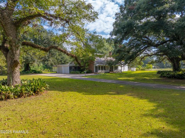 200 W Musique Road, Carencro, LA 70520