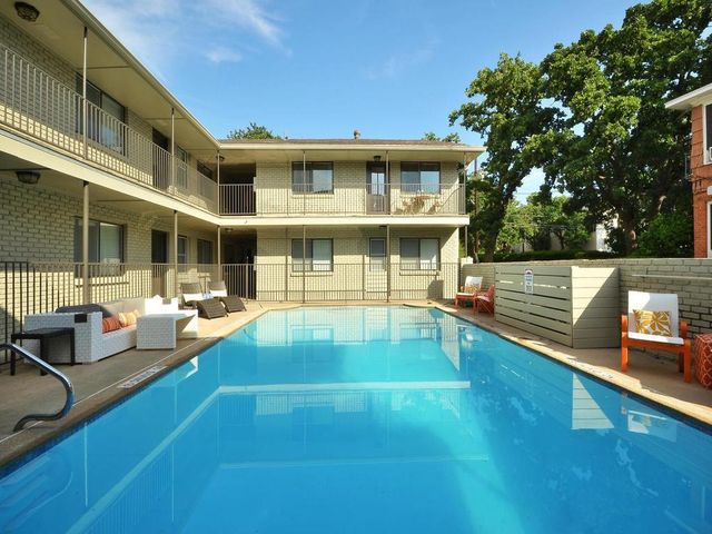 1307 Norwalk LN 201, Austin, TX 78703