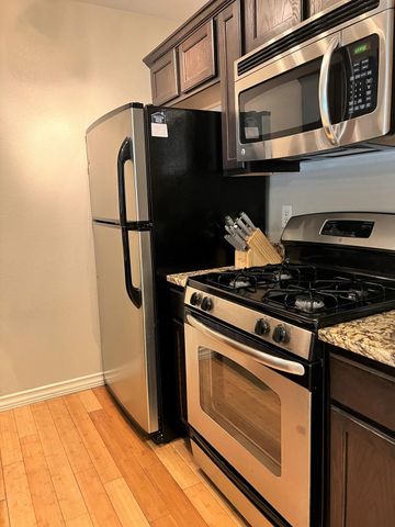 1307 Norwalk LN 201, Austin, TX 78703