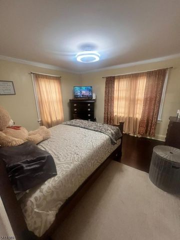 401 Woodland Ave, Roselle Park Boro, NJ 07204