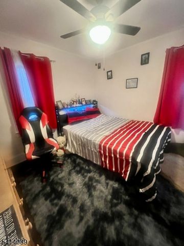 401 Woodland Ave, Roselle Park Boro, NJ 07204