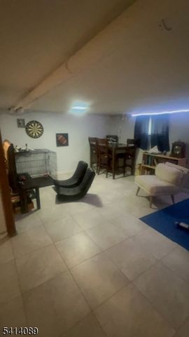 401 Woodland Ave, Roselle Park Boro, NJ 07204