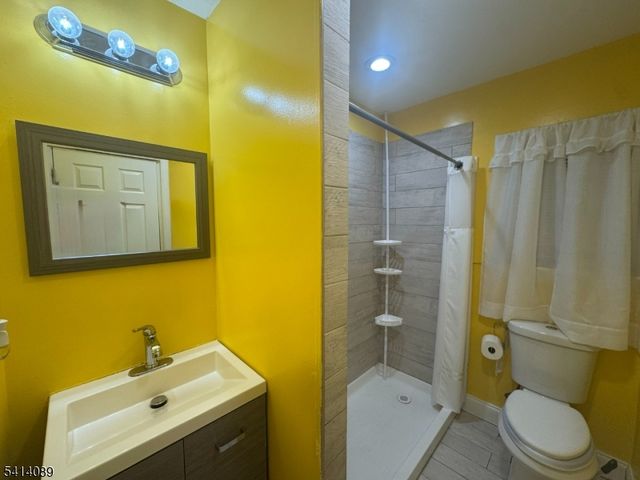 401 Woodland Ave, Roselle Park Boro, NJ 07204