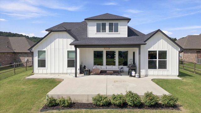 19025 E Ridgeline Road, Catoosa, OK 74015