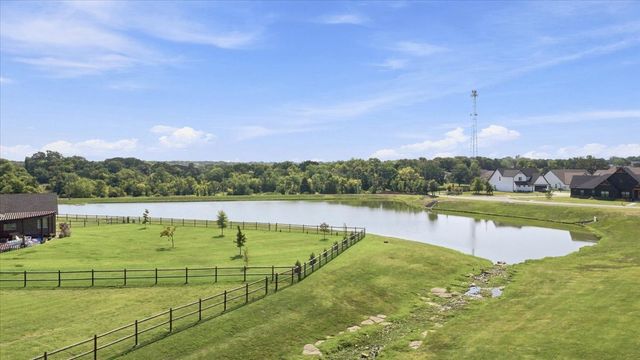 19025 E Ridgeline Road, Catoosa, OK 74015