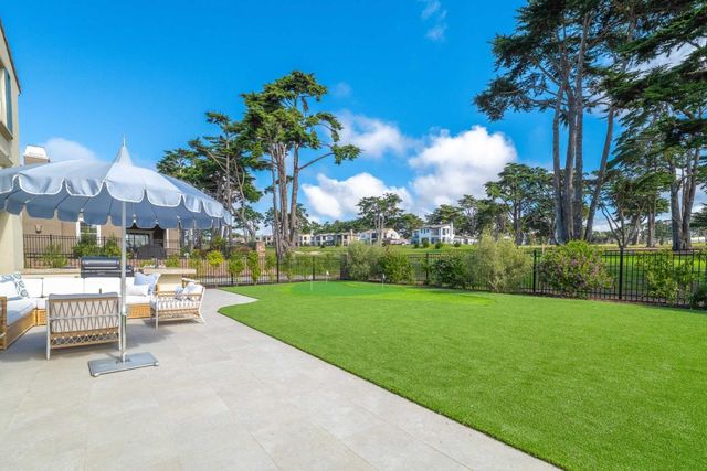 1814 Links Drive, Seaside, CA 93955