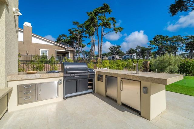 1814 Links Drive, Seaside, CA 93955