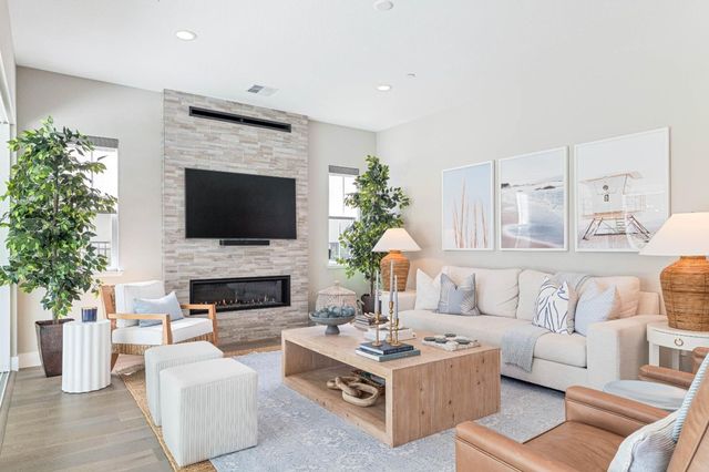 1814 Links Drive, Seaside, CA 93955