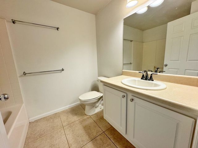 2005 Mariposa Vista Ln 131, St Augustine, FL 32084