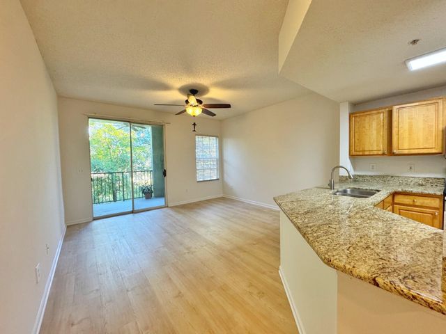 2005 Mariposa Vista Ln 131, St Augustine, FL 32084