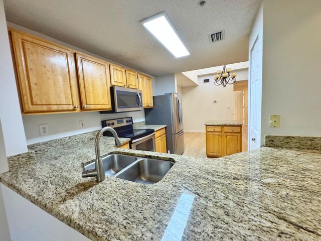 2005 Mariposa Vista Ln 131, St Augustine, FL 32084