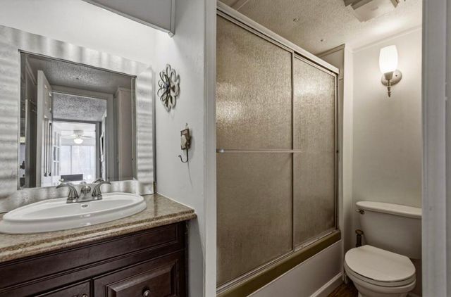 907 Horne Ave., North Myrtle Beach, SC 29582