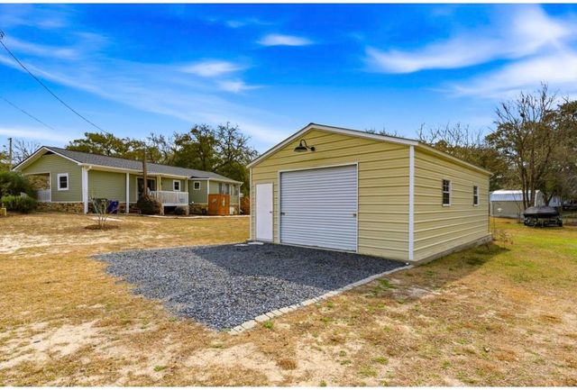 907 Horne Ave., North Myrtle Beach, SC 29582