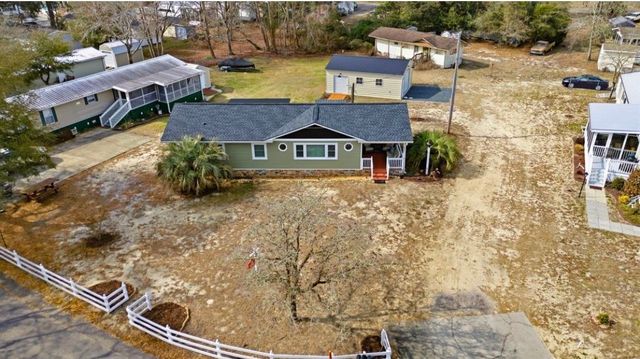 907 Horne Ave., North Myrtle Beach, SC 29582