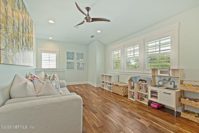 3710 ROYAL PALM Key, Jacksonville Beach, FL 32250