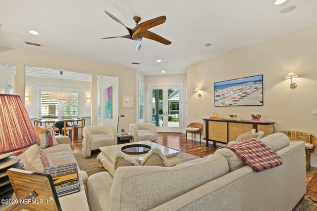 3710 ROYAL PALM Key, Jacksonville Beach, FL 32250