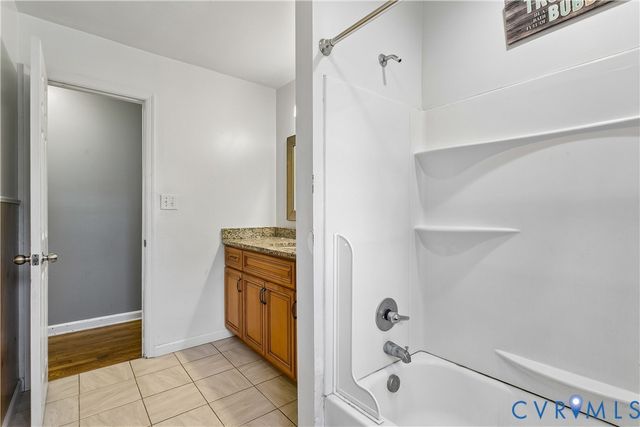 226 Menchville Rd, Newport News, VA 23602